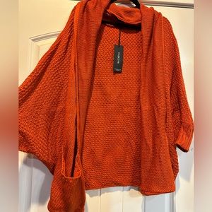 EUC. Pumpkin orange. Cocoon style sweater. Medium